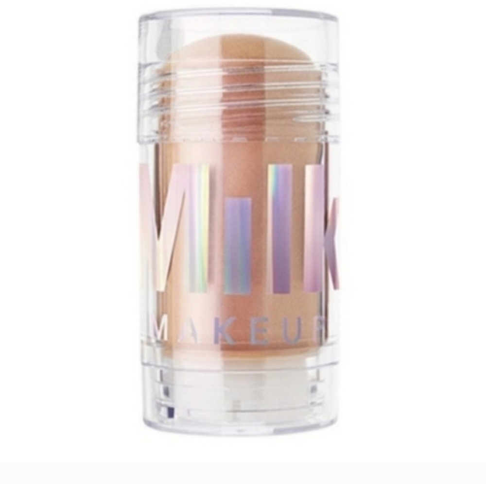 Milk Makeup Holographic Highlighter